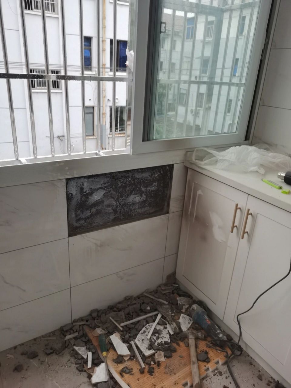 墙砖打孔打坏怎么办呢图片(墙砖打孔打坏怎么办呢图片大全) 墙砖打孔打坏怎么办呢图片(墙砖打孔打坏怎么办呢图片大全)