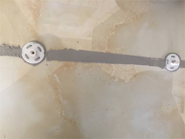 卫生间墙砖空鼓最佳补救方法视频(卫生间墙砖空鼓最佳补救方法视频教学)